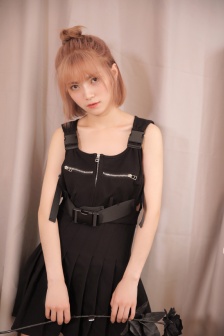 女士妆前乳大全图片